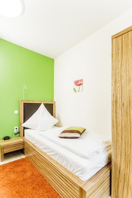 Hotel Maxis - Digitaler Self-Check-In - Karlsbad Ruang foto