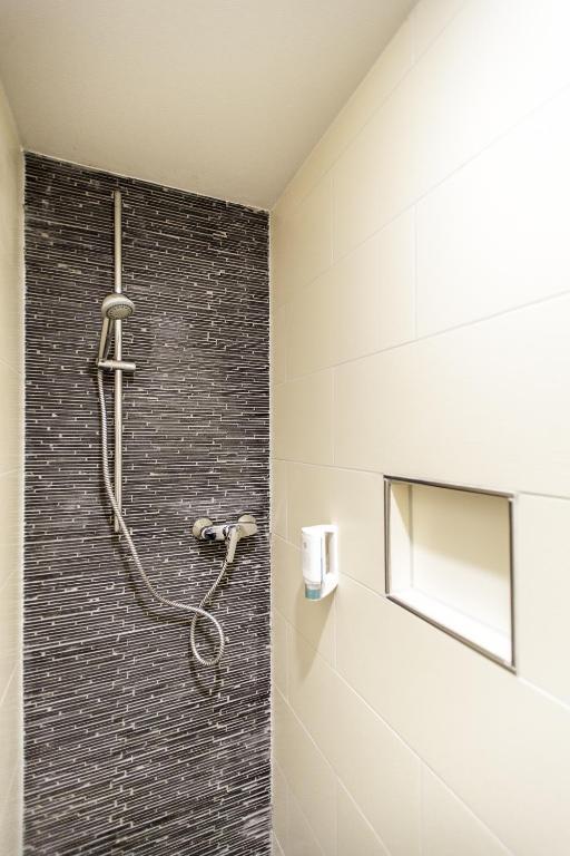 Hotel Maxis - Digitaler Self-Check-In - Karlsbad Bagian luar foto